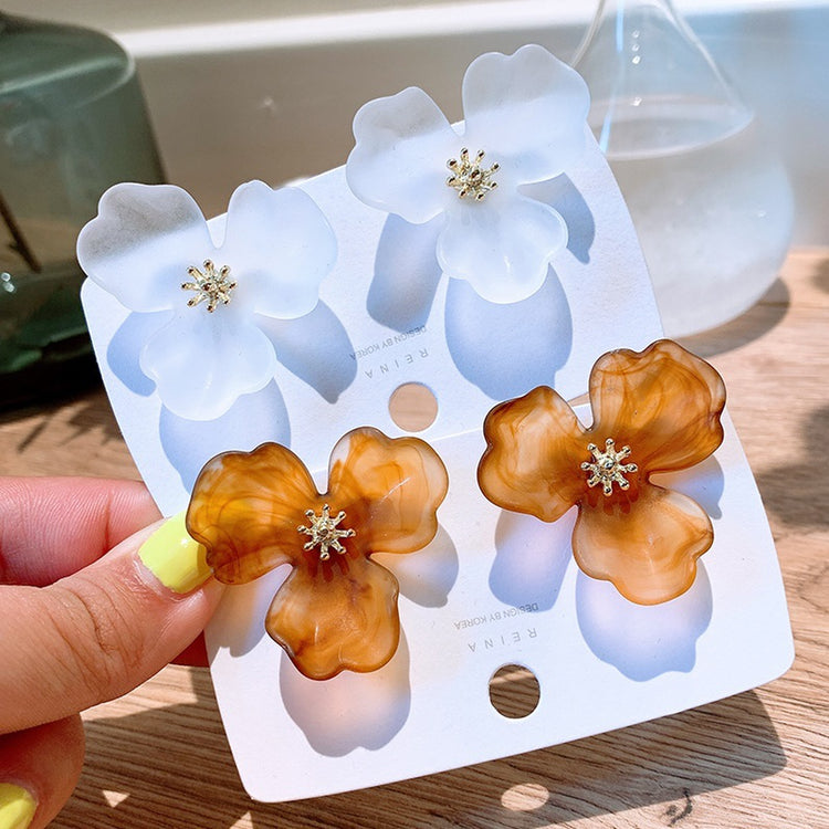 Clear Flower Earrings 5722