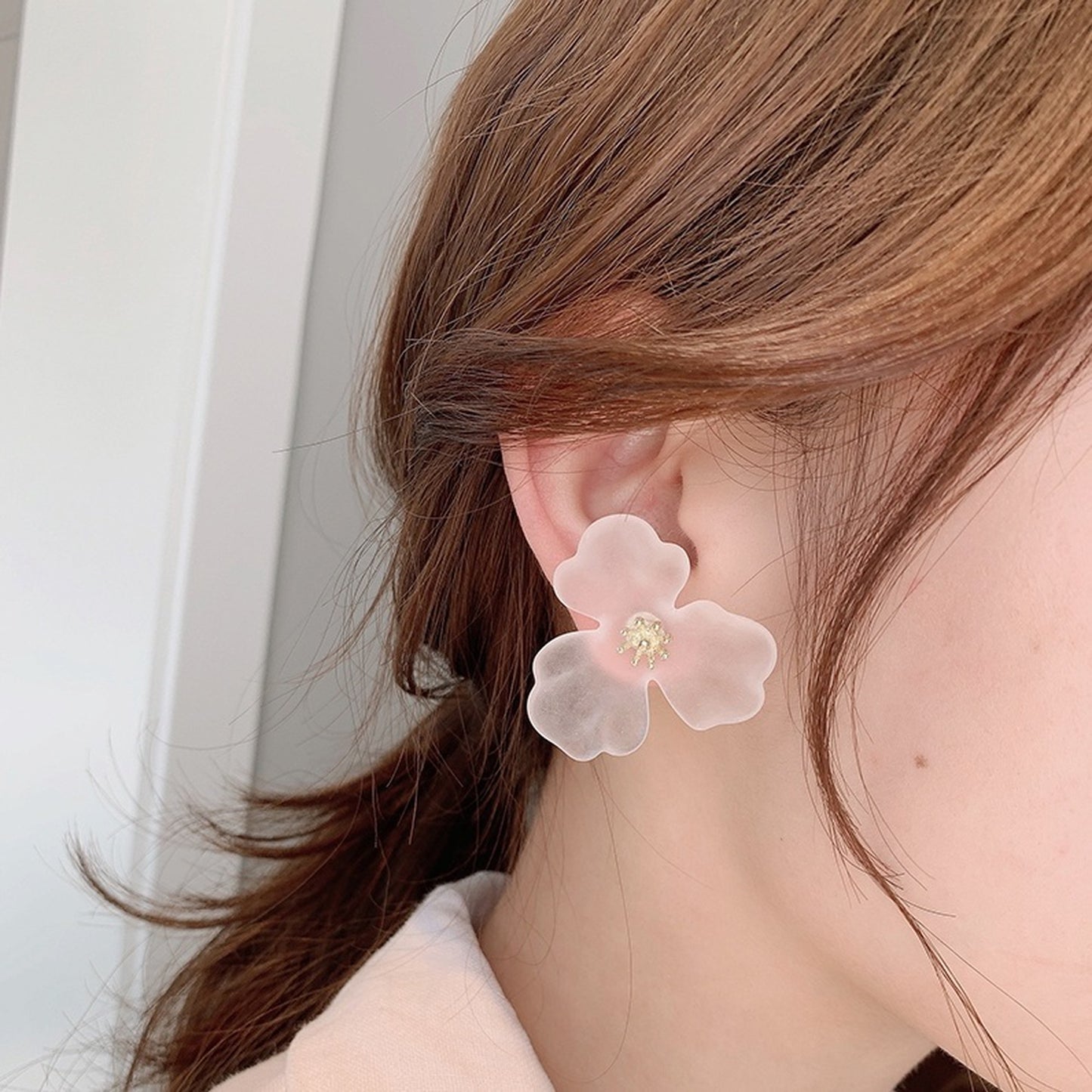 Clear Flower Earrings 5722