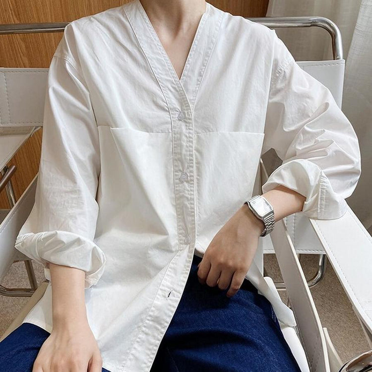 V Neck Simple Shirt worn by Instagrammer _____ma.ko 8864